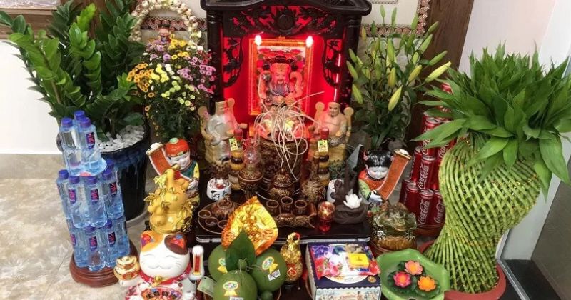 Đặt ông Thần Tìa ông Địa bên trái hay phải